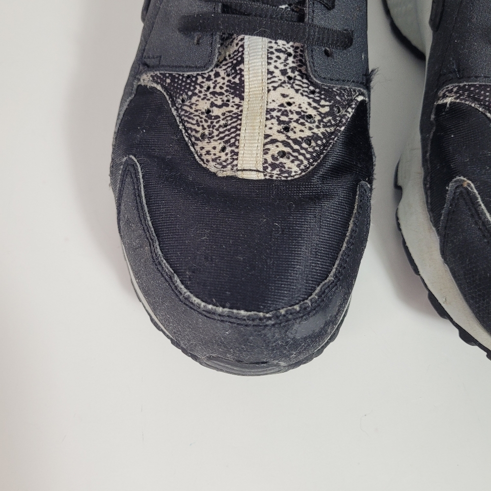 SOLD ✨️ Nike Womens Air Huarache Run Print Shoes Low Top Lace Up 10M - Picture 6 of 10